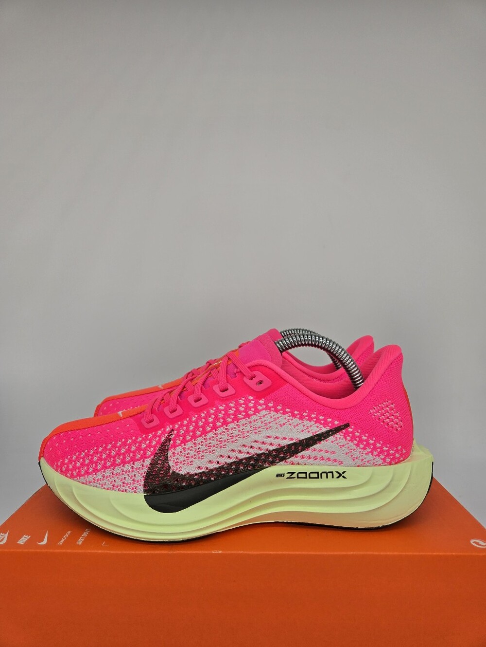 Nike Women's Pegasus Plus Hyper Pink Barely Volt Road Running Shoes Size 6
